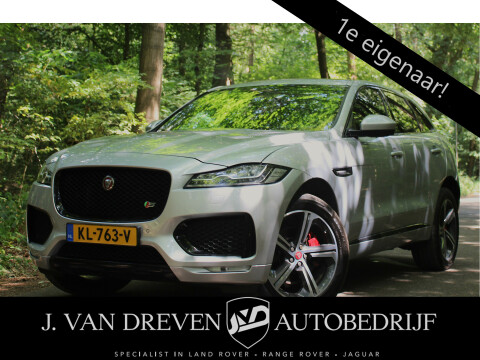 Jaguar-F-Pace-0